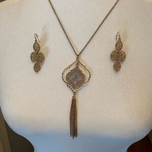 Intricate Gold Necklace and Earring Set